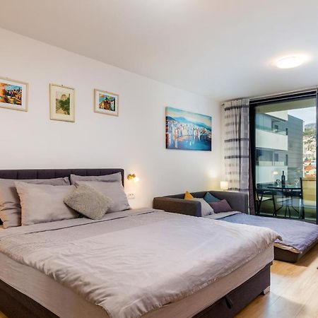 Nomad Dubrovnik + Free Parking Apartman Kültér fotó