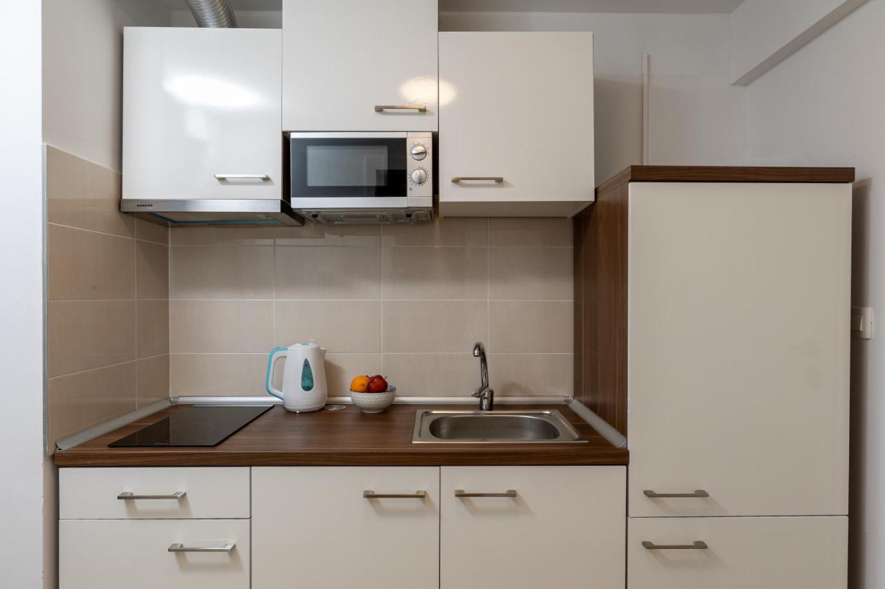 Nomad Dubrovnik + Free Parking Apartman Kültér fotó