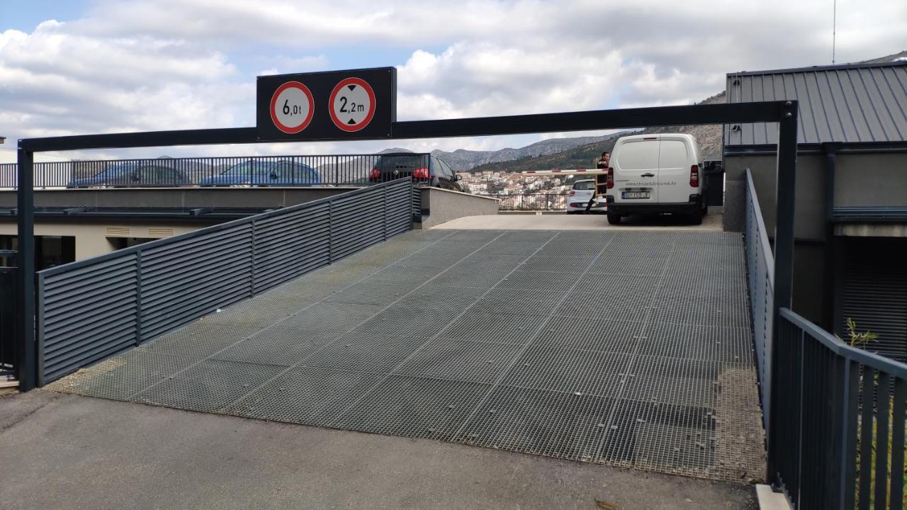Nomad Dubrovnik + Free Parking Apartman Kültér fotó